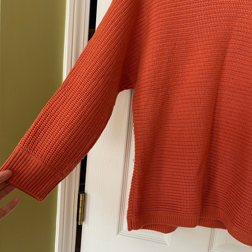 Sweater - Picture 2 of 6